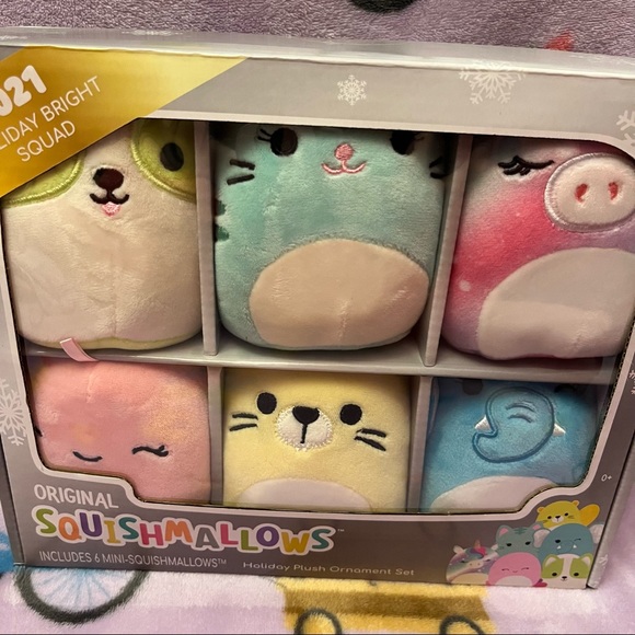 Squishmallow Ornament Set - Picture 9 of 10